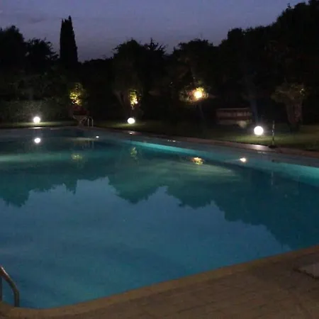Franca Con Piscina Per 6 Persone San Cataldo (Sicily)