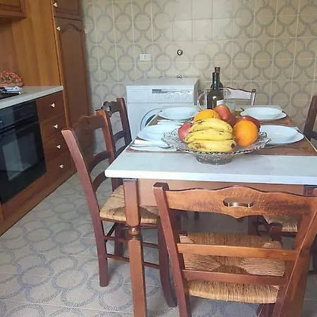Franca Con Piscina Per 6 Persone